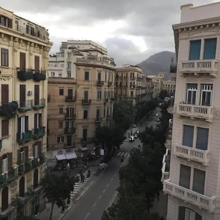 Casa de hóspedes Due Cani 3*